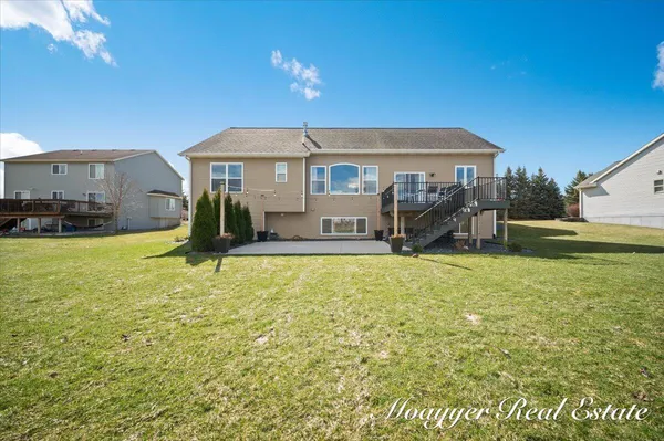 $645,000 | 1791 68th Street Southwest, Byron Center, MI 49315