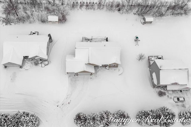 $685,000 | 1791 68th Street Southwest, Byron Center, MI 49315