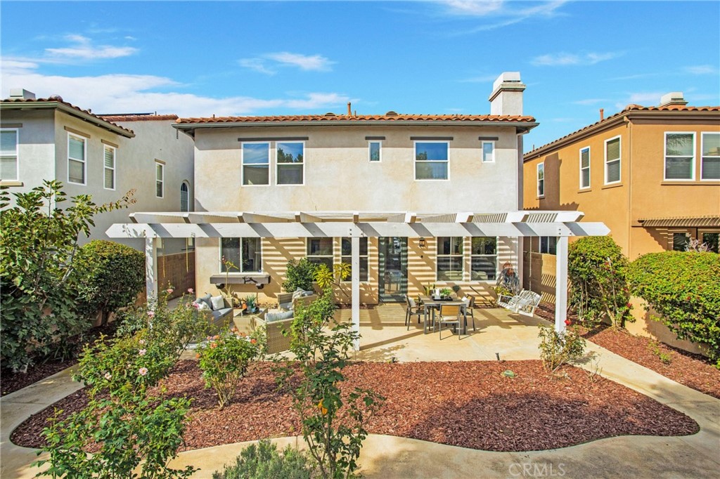 10 Bel Spring Irvine, CA 92602 - Photo 16 of 35 front view of a house with a view of a house