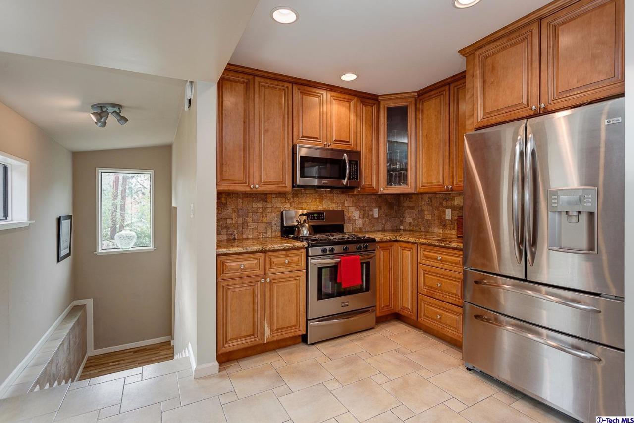 355 Sycamore Glen Pasadena, CA 91105 - Photo 13 of 28 Additional Photo