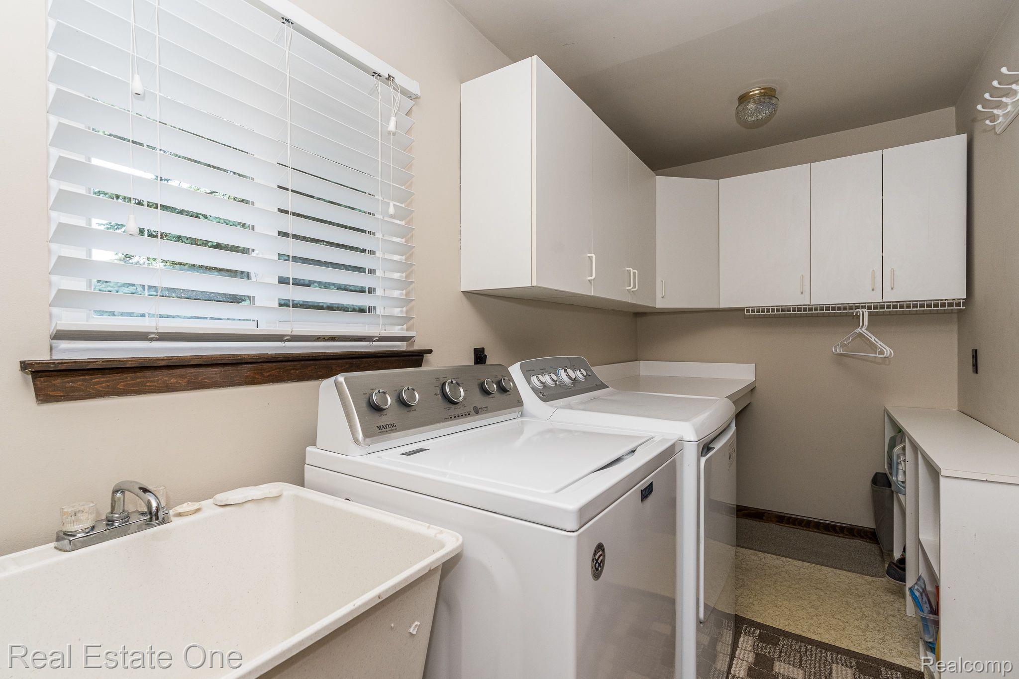 1121 Princeton Avenue Rochester, MI 48307 - Photo 25 of 48 Large Laundry Rm off Kitchen & Primary Bedrm