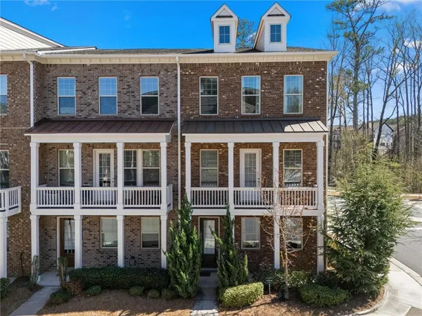 $634,999 | 332 Beacons Place, Alpharetta, GA 30005