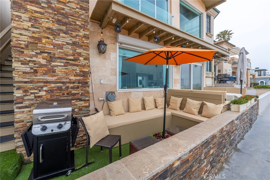 1728 The Strand, Unit 4 Hermosa Beach, CA 90254 - Photo 2 of 23 a view of outdoor space with seating