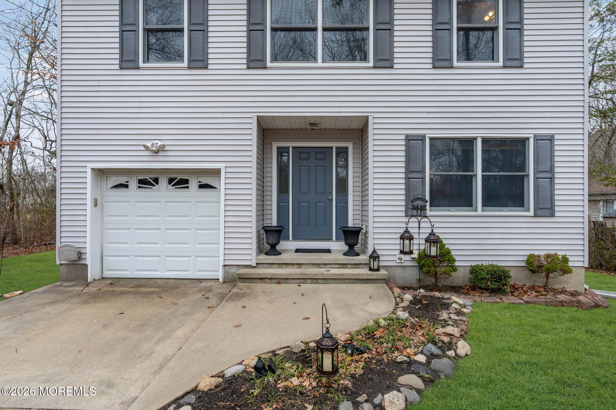 9 Forecastle Way Waretown, NJ 08758 - Photo 4 of 51 a view of a house with a small garden