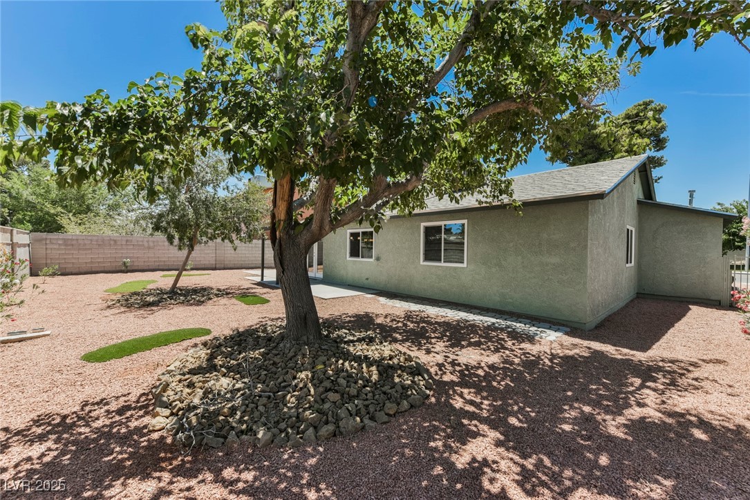 3542 Bronco Road Las Vegas, NV 89103 - Photo 14 of 51