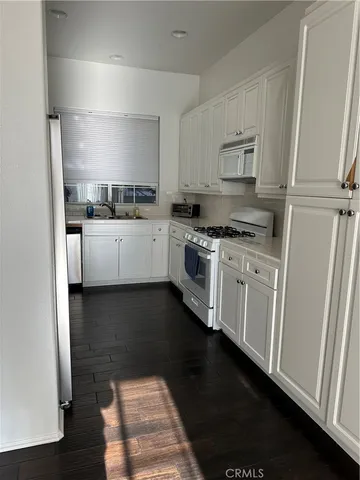 $1,090,000 | 12709 Trent Jones Lane, Tustin, CA 92782