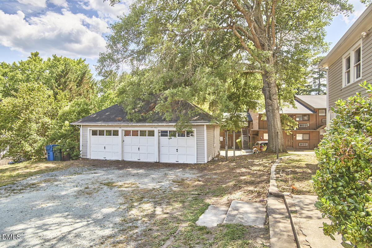 2125 Chapel Hill Road Durham, NC 27707 - Photo 33 of 34