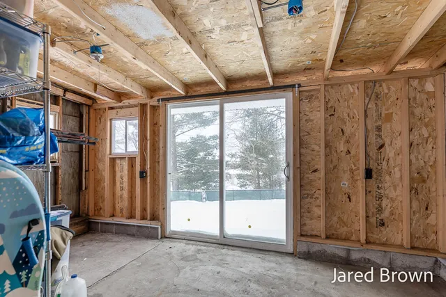 $215,000 | 2012 Moulton Avenue, Muskegon, MI 49445