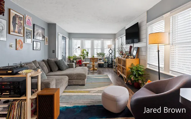 $215,000 | 2012 Moulton Avenue, Muskegon, MI 49445