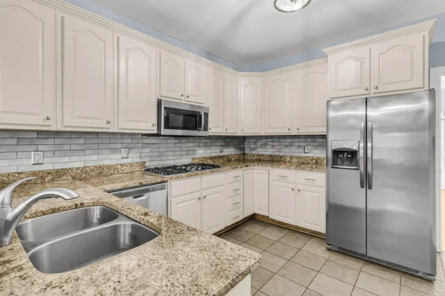 $4,350 | 4201 Meadowbrook Court, North Charleston, SC 29420