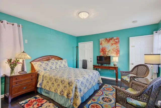 $1,650,000 | 15 Pine Street, Portland, ME 04102