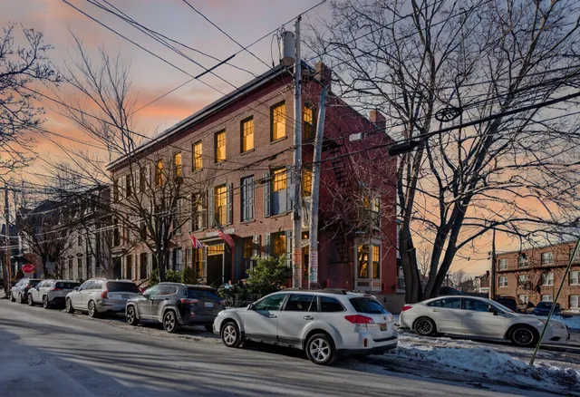 $1,650,000 | 15 Pine Street, Portland, ME 04102