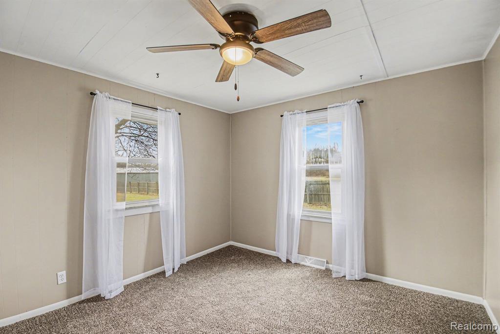 5330 East Vienna Road Clio, MI 48420 - Photo 15 of 27