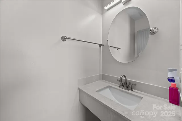 $699,999 | 4116 Hoodridge Lane, Mint Hill, NC 28227