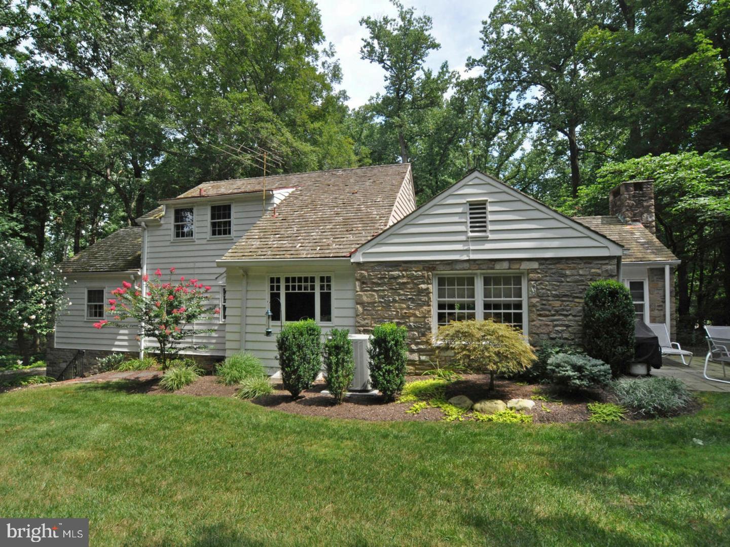 1038 Leopard Road Jenkintown, PA 19046 - Photo 21 of 24 Exterior Back