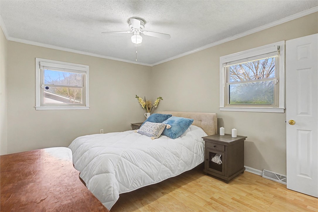 305 Clearview Drive Anderson, SC 29625 - Photo 9 of 22