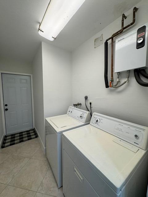 1632 Northwest 5th Street Boca Raton, FL 33486 - Photo 17 of 22 a utility room with dryer and washer