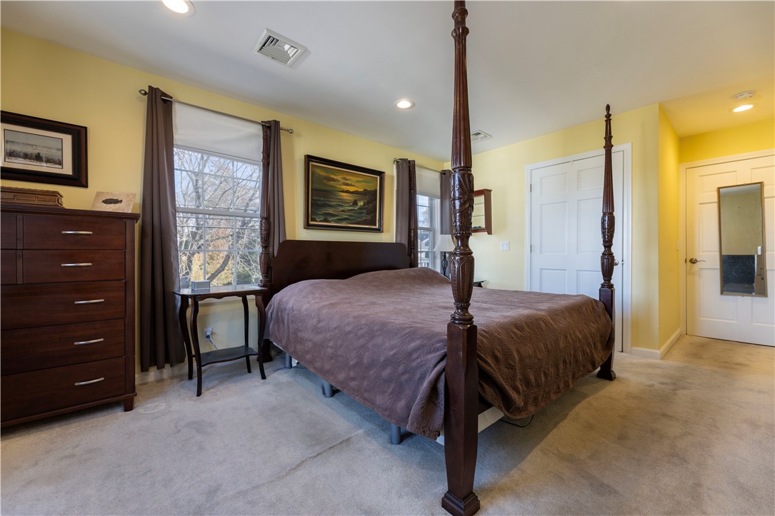 14 Clinton Avenue Jamestown, RI 02835 - Photo 14 of 40 Unit 3