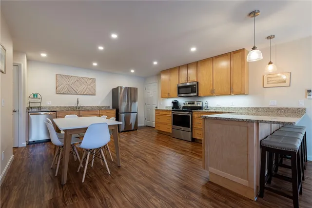 $3,500,000 | 14 Clinton Avenue, Jamestown, RI 02835