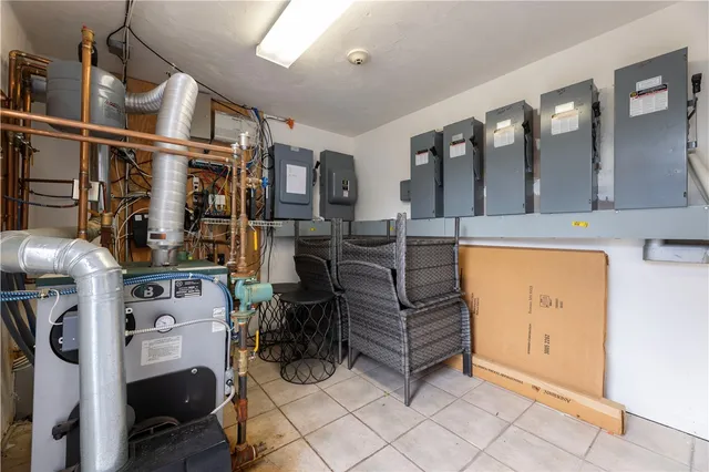 $3,500,000 | 14 Clinton Avenue, Jamestown, RI 02835