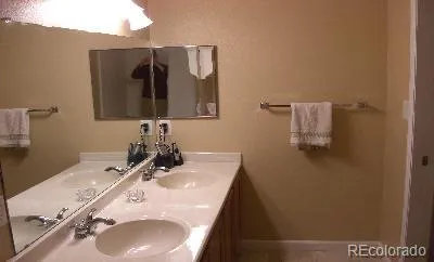 $2,500 | 8470 South Little Rock Way, Unit 101, Highlands Ranch, CO 80126