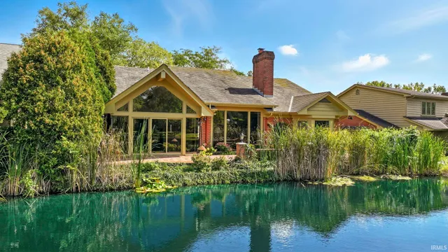 $379,900 | 2826 Little River Run, Fort Wayne, IN 46804