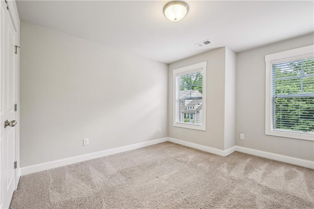 2817 White Oak Lane Decatur, GA 30032 - Photo 20 of 29
