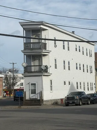 a view of white house