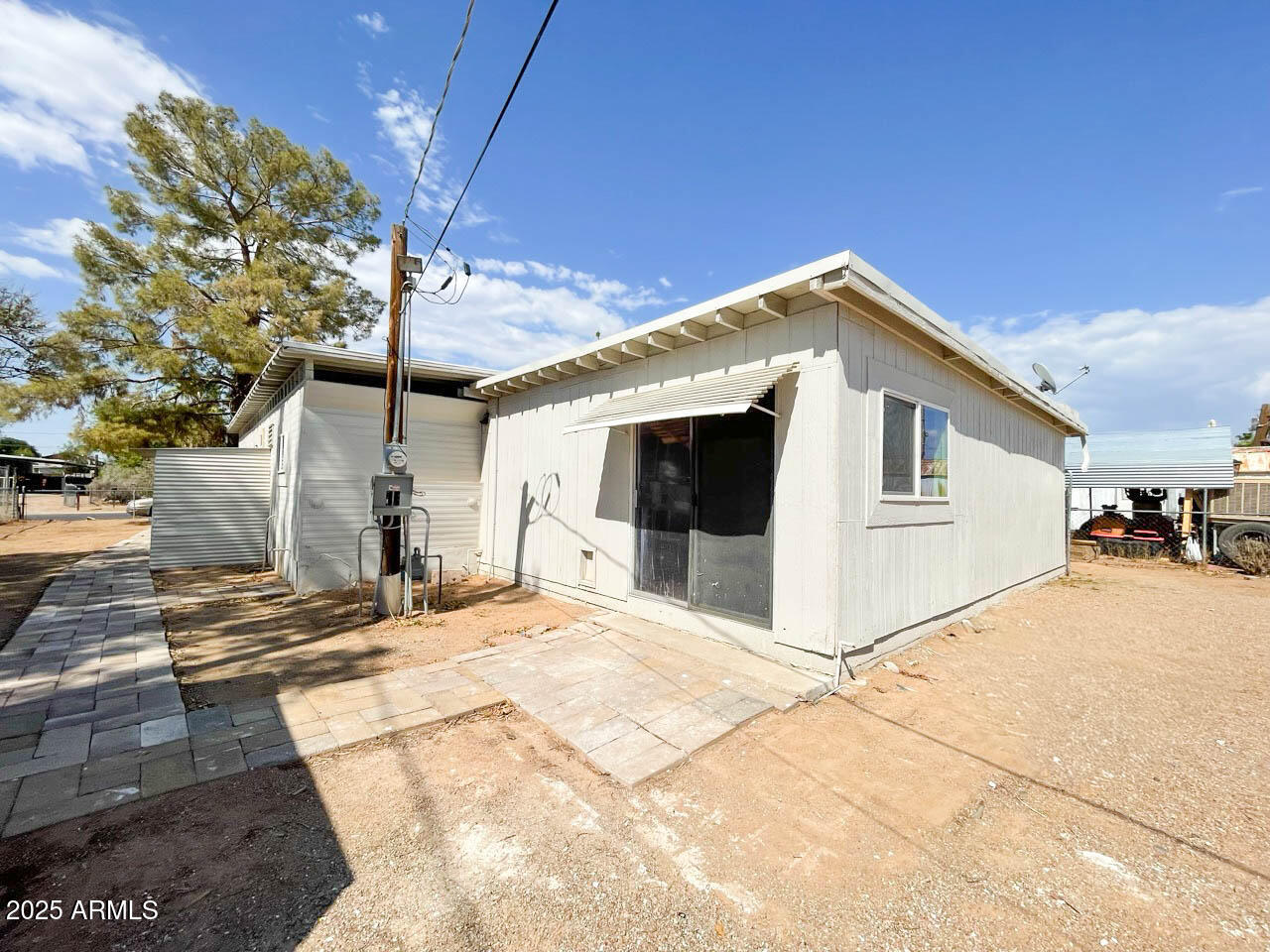 8125 East 5th Avenue Mesa, AZ 85208 - Photo 39 of 46 a view of a white house