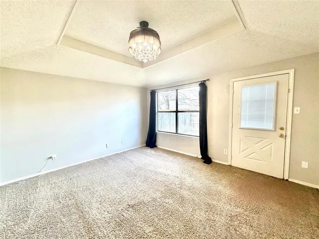 $2,300 | 923 Wayne Avenue, Duncanville, TX 75137