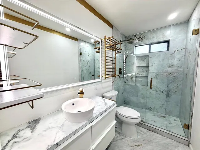 $2,300 | 923 Wayne Avenue, Duncanville, TX 75137