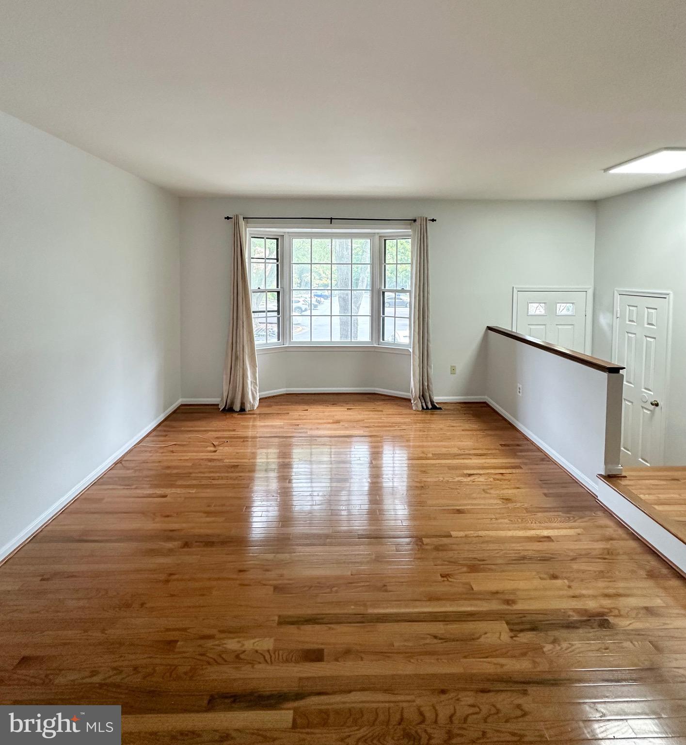 2868 Kelly Square Vienna, VA 22181 - Photo 6 of 28