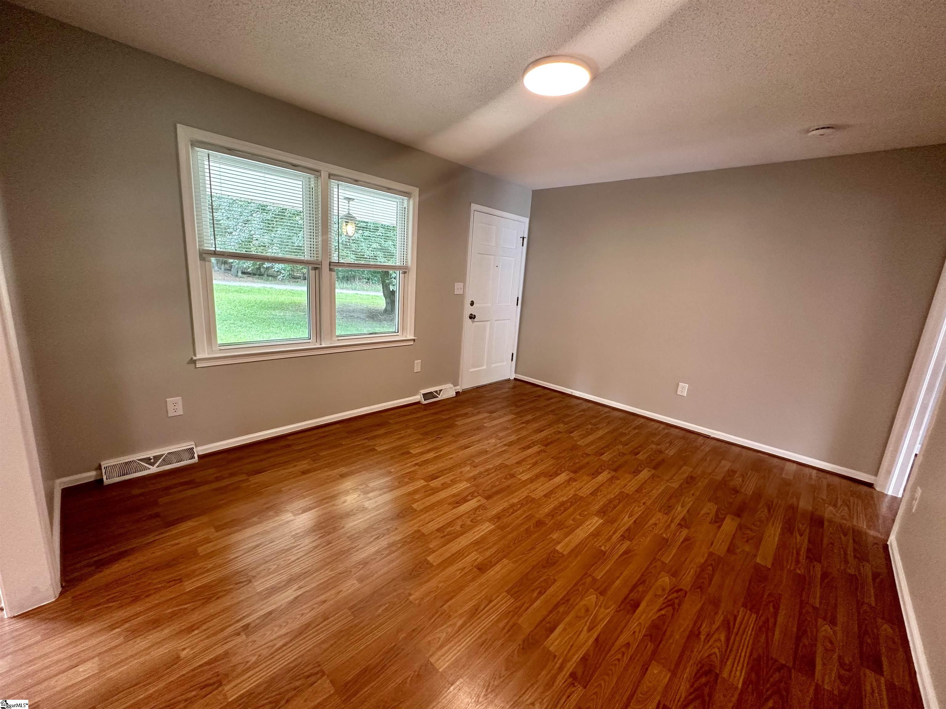 204 Donaree Drive Anderson, SC 29625 - Photo 9 of 17