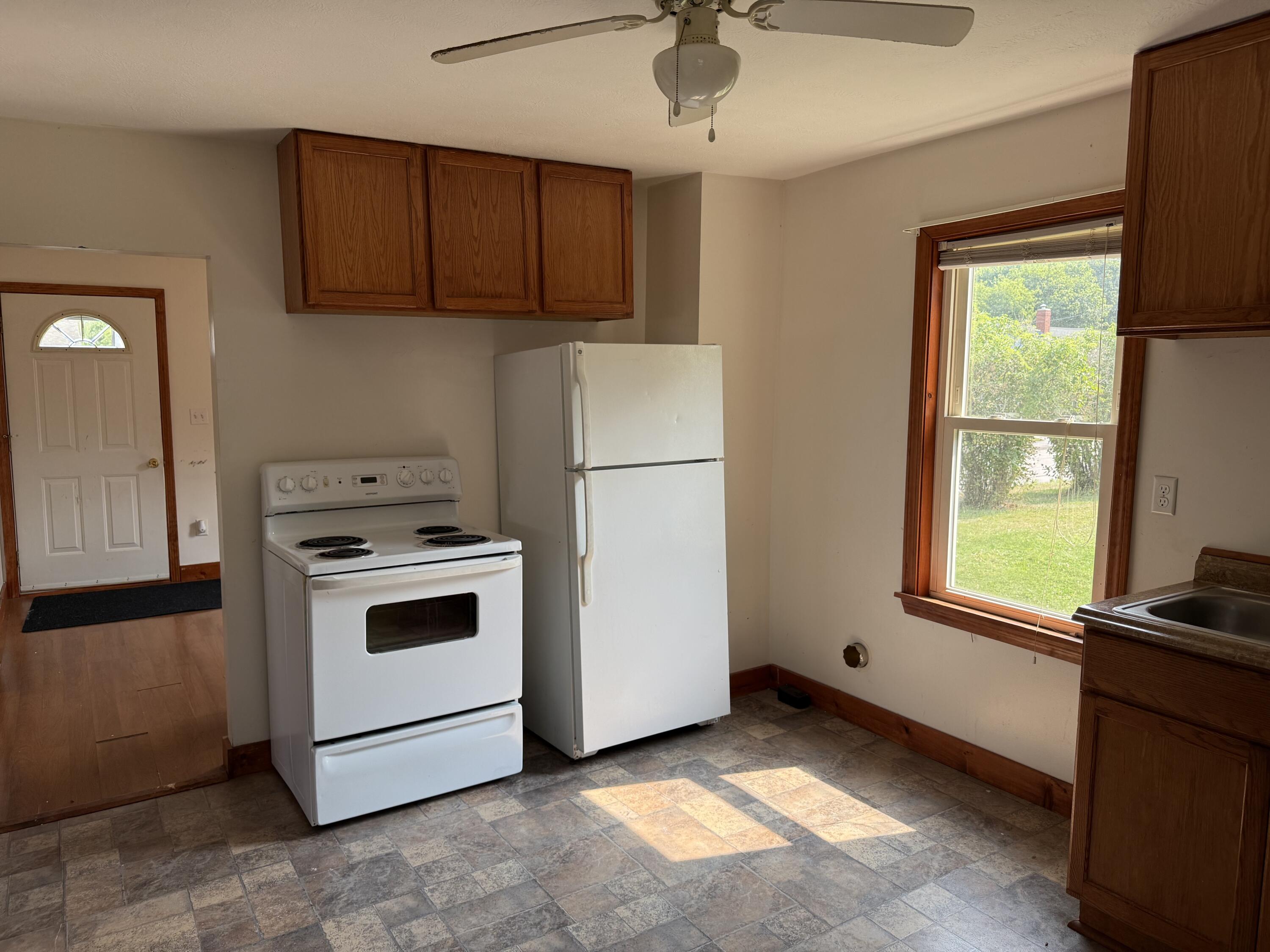 12 Raymond Street Biddeford, ME 04005 - Photo 10 of 51 IMG_4038