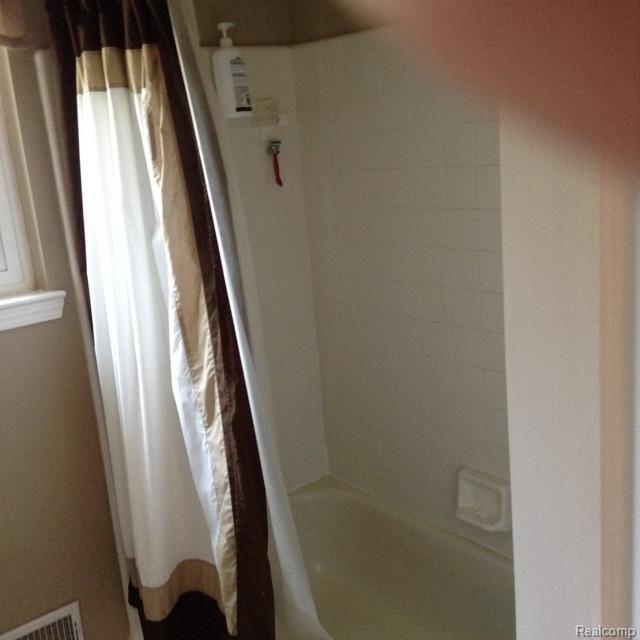 70658 Hillside Court Romeo, MI 48065 - Photo 18 of 28