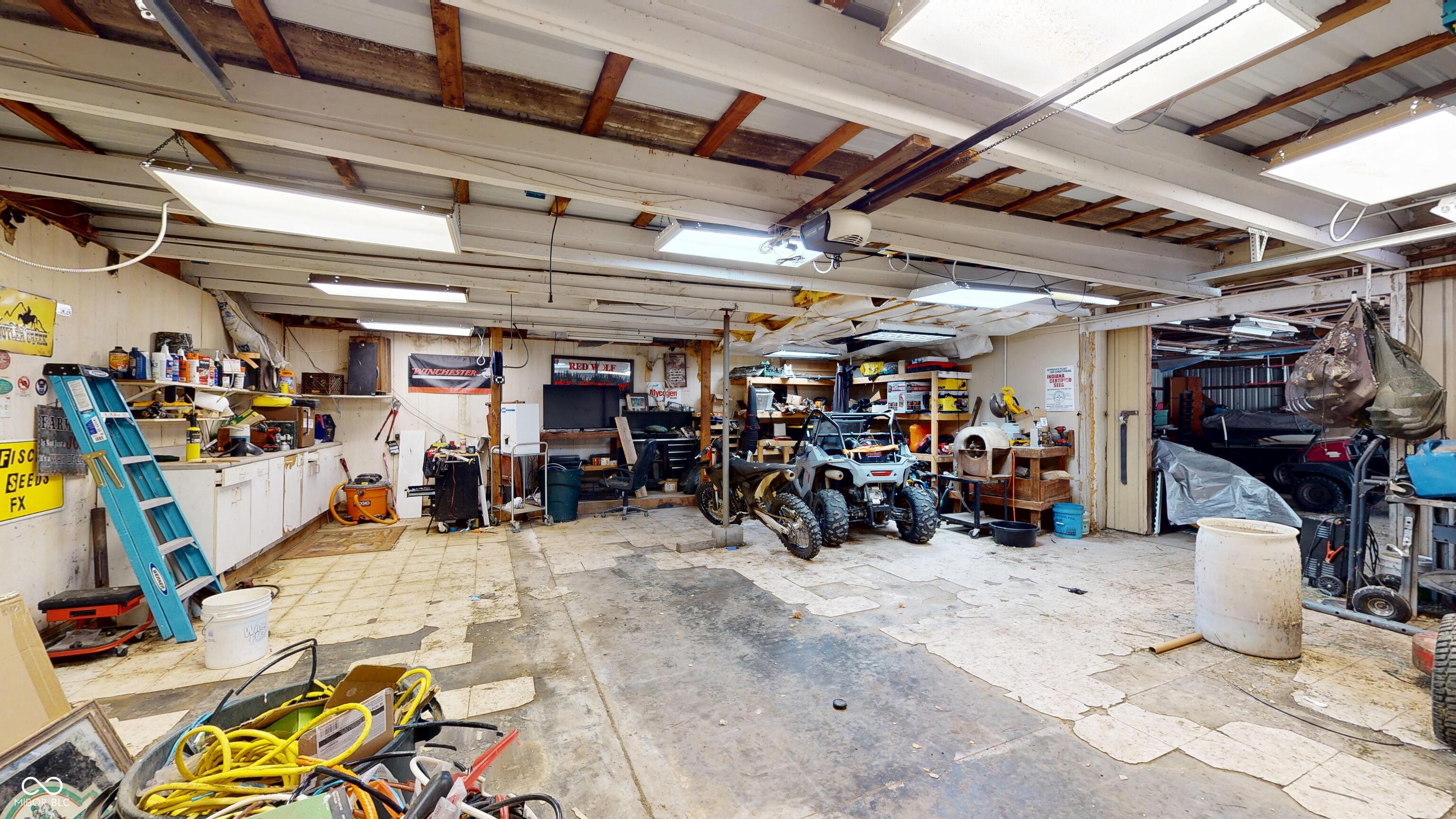 10445 Maze Road Indianapolis, IN 46259 - Photo 26 of 46