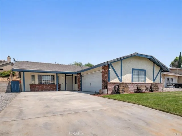 $2,950 | 13901 Hidden Valley Road, Victorville, CA 92395