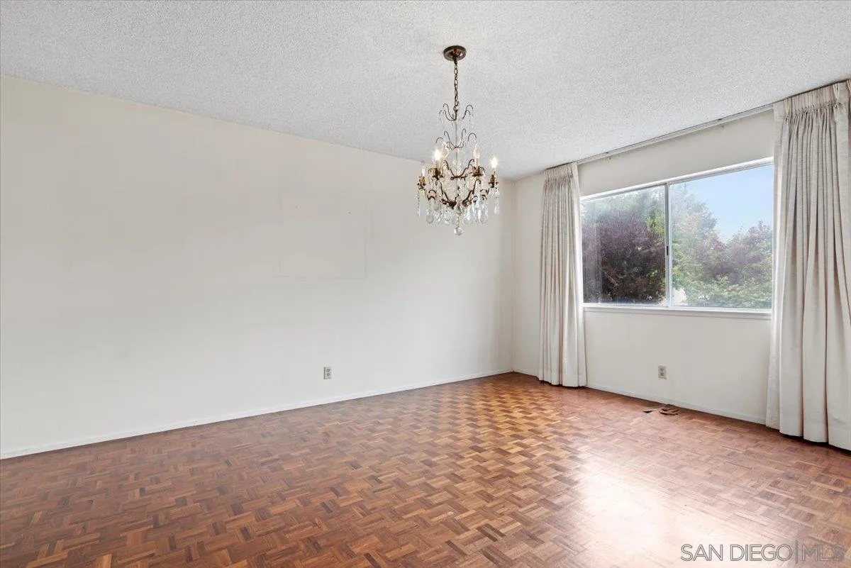 2257 Villa Maria Road North Claremont, CA 91711 - Photo 16 of 44 a view of empty room with window