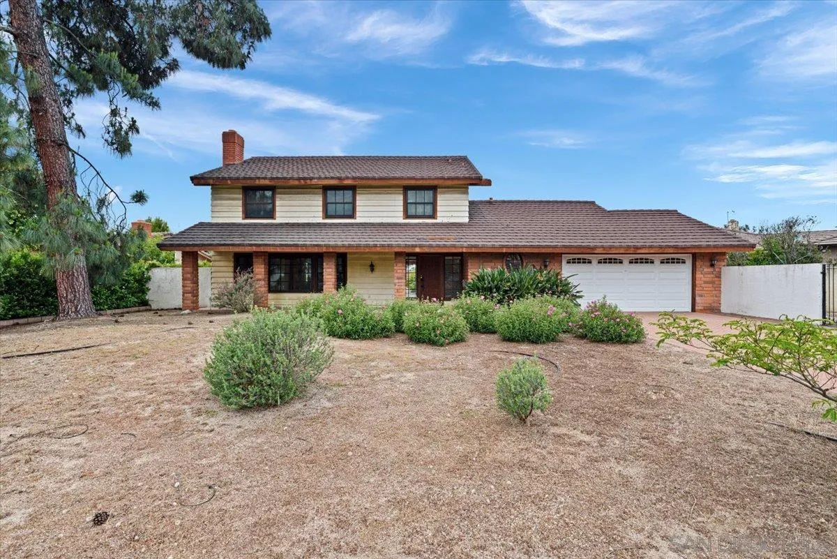 2257 Villa Maria Road North Claremont, CA 91711 - Photo 3 of 44 a front view of a house with a garden