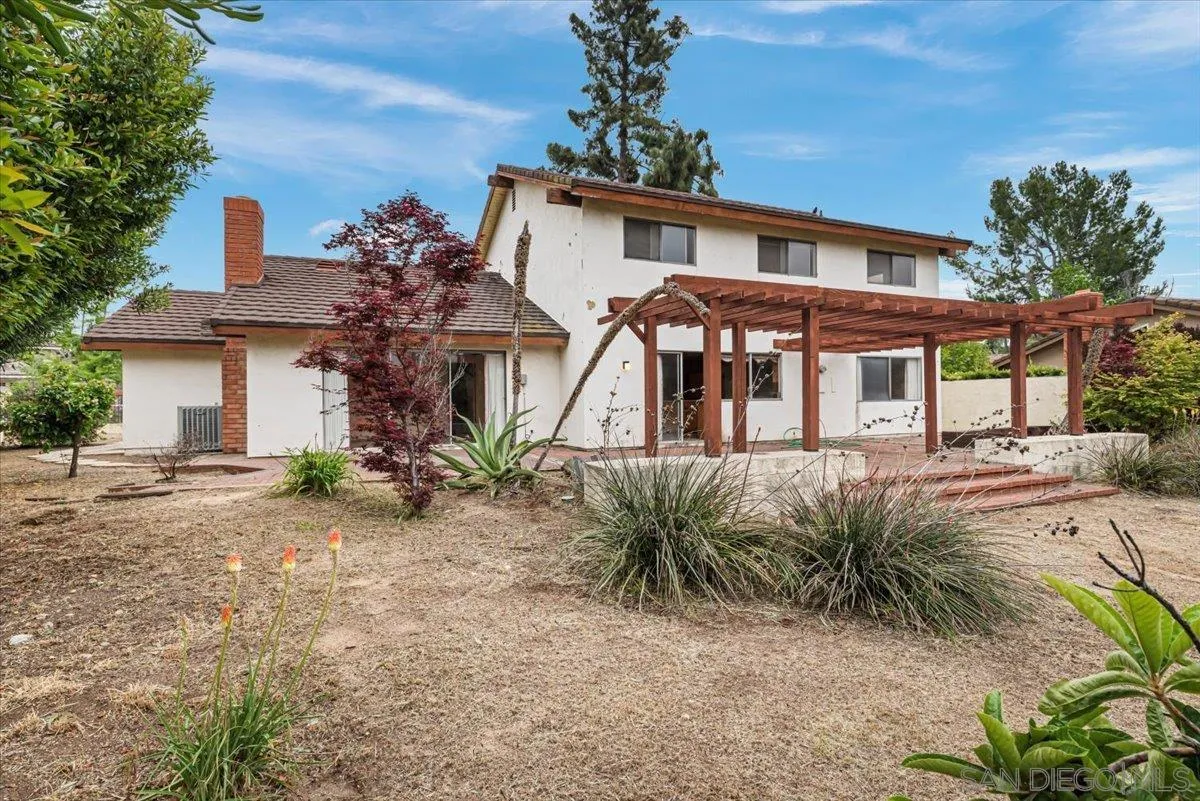2257 Villa Maria Road North Claremont, CA 91711 - Photo 35 of 44 a front view of a house with a yard