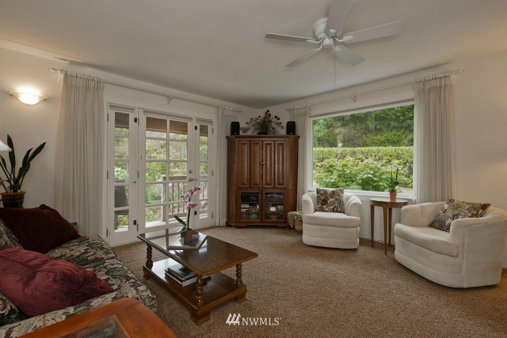 3875 Banner Road Southeast Port Orchard, WA 98366 - Photo 2 of 25 Gallery Image 2
