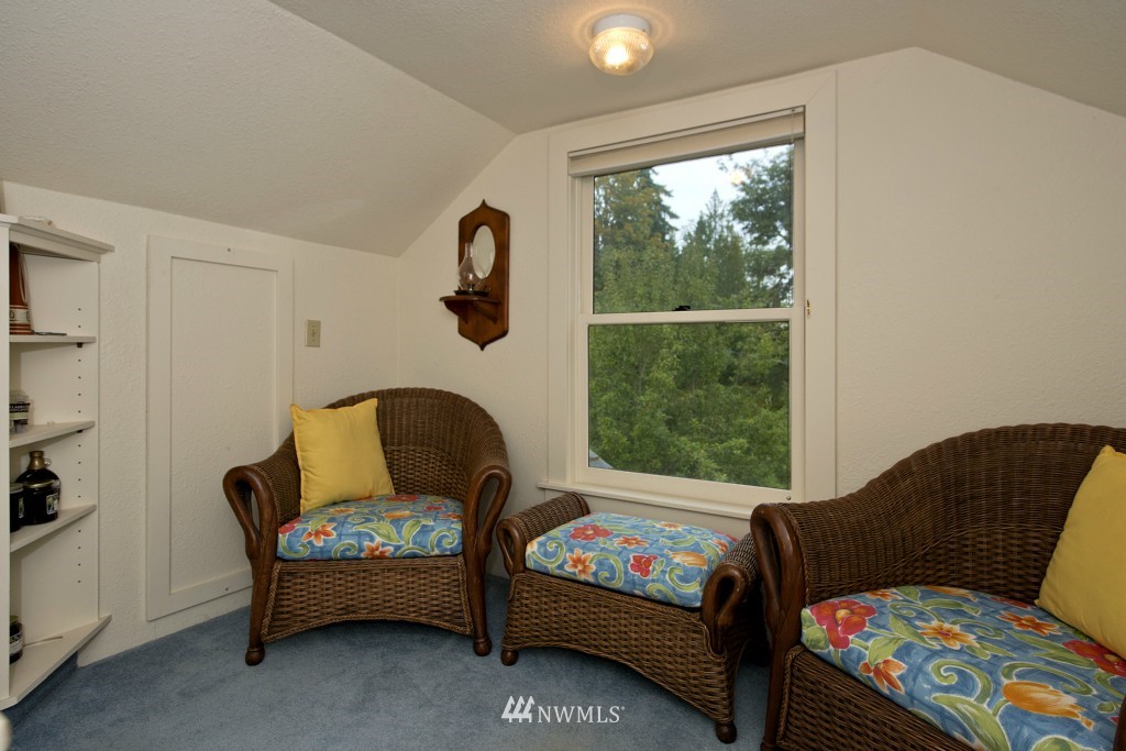 3875 Banner Road Southeast Port Orchard, WA 98366 - Photo 13 of 25 Gallery Image 13