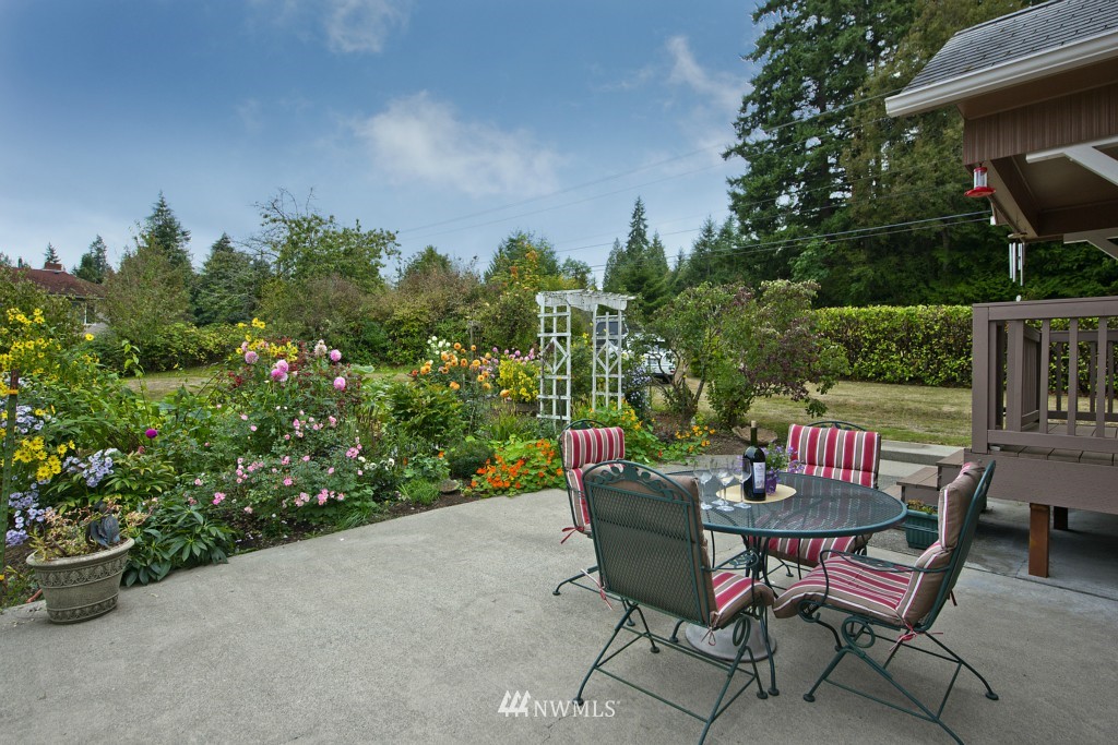 3875 Banner Road Southeast Port Orchard, WA 98366 - Photo 15 of 25 Gallery Image 15