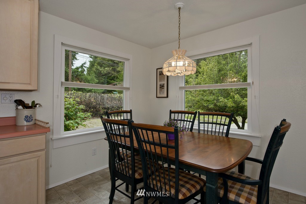 3875 Banner Road Southeast Port Orchard, WA 98366 - Photo 7 of 25 Gallery Image 7