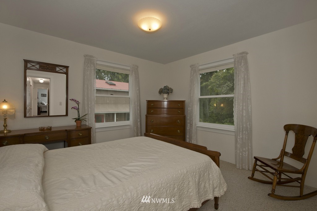 3875 Banner Road Southeast Port Orchard, WA 98366 - Photo 9 of 25 Gallery Image 9