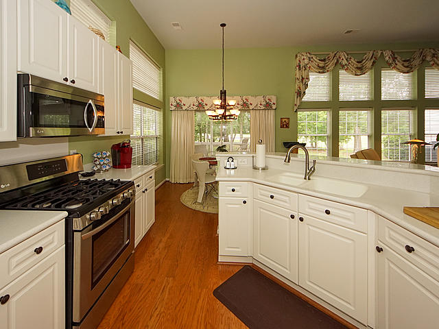 9386 Harroway Road Summerville, SC 29485 - Photo 6 of 34 06