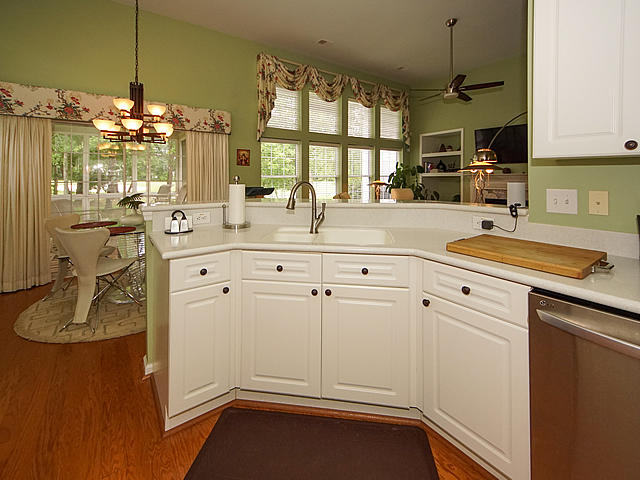 9386 Harroway Road Summerville, SC 29485 - Photo 8 of 34 08