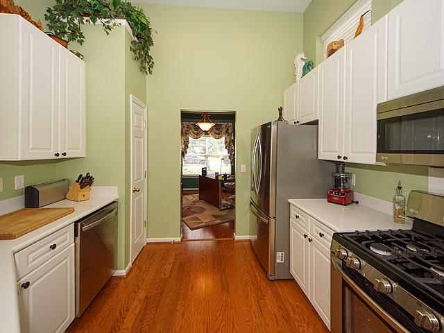 9386 Harroway Road Summerville, SC 29485 - Photo 9 of 34 09