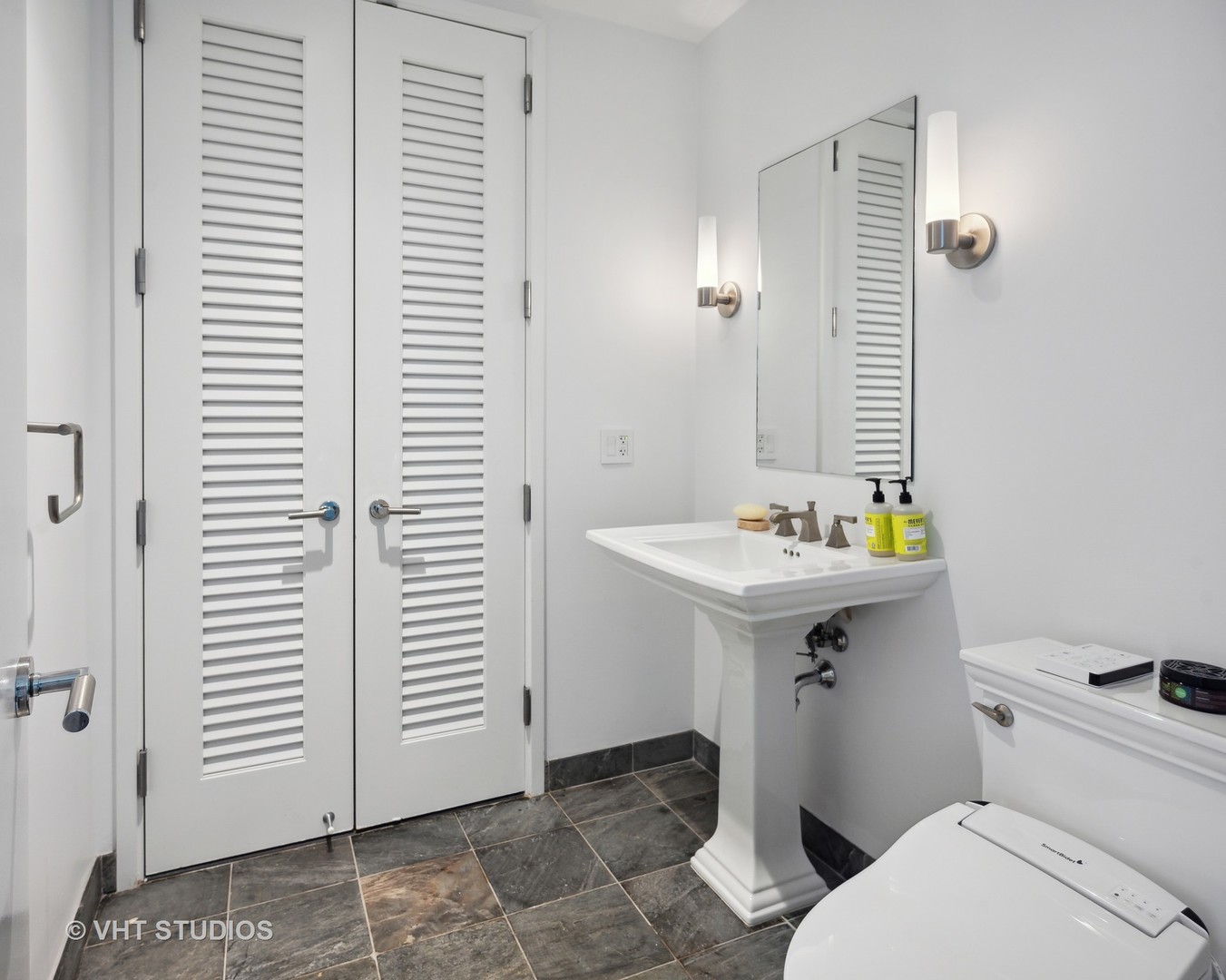 401 North Wabash Avenue, Unit 30E Chicago, IL 60611 - Photo 6 of 13