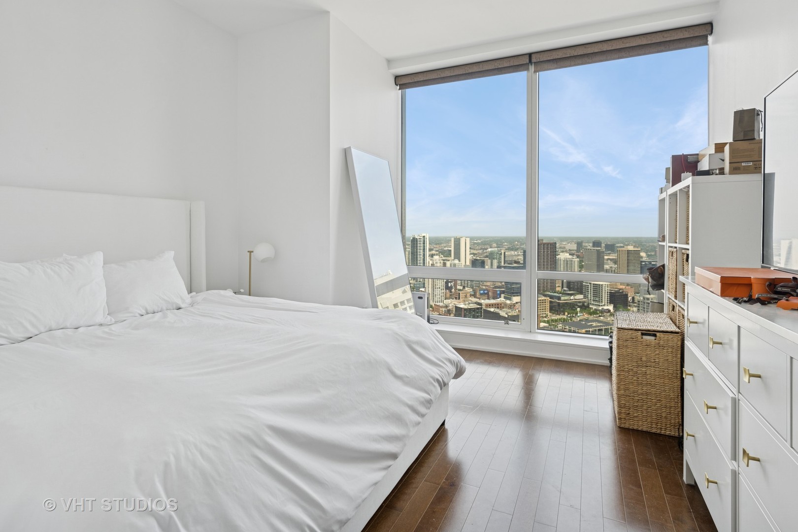 401 North Wabash Avenue, Unit 30E Chicago, IL 60611 - Photo 8 of 13